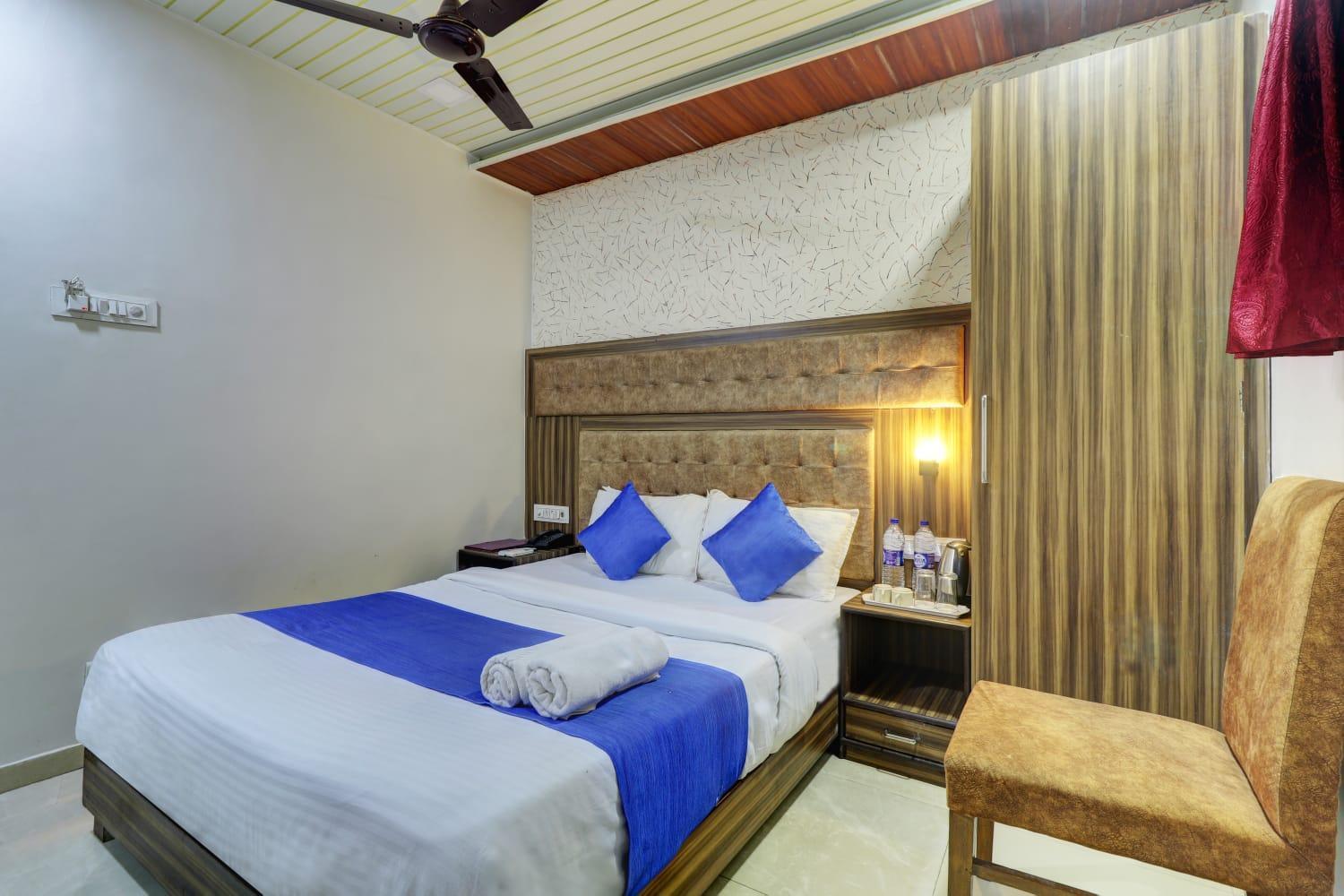 Hotel New Blue Sapphire Residency ムンバイ エクステリア 写真