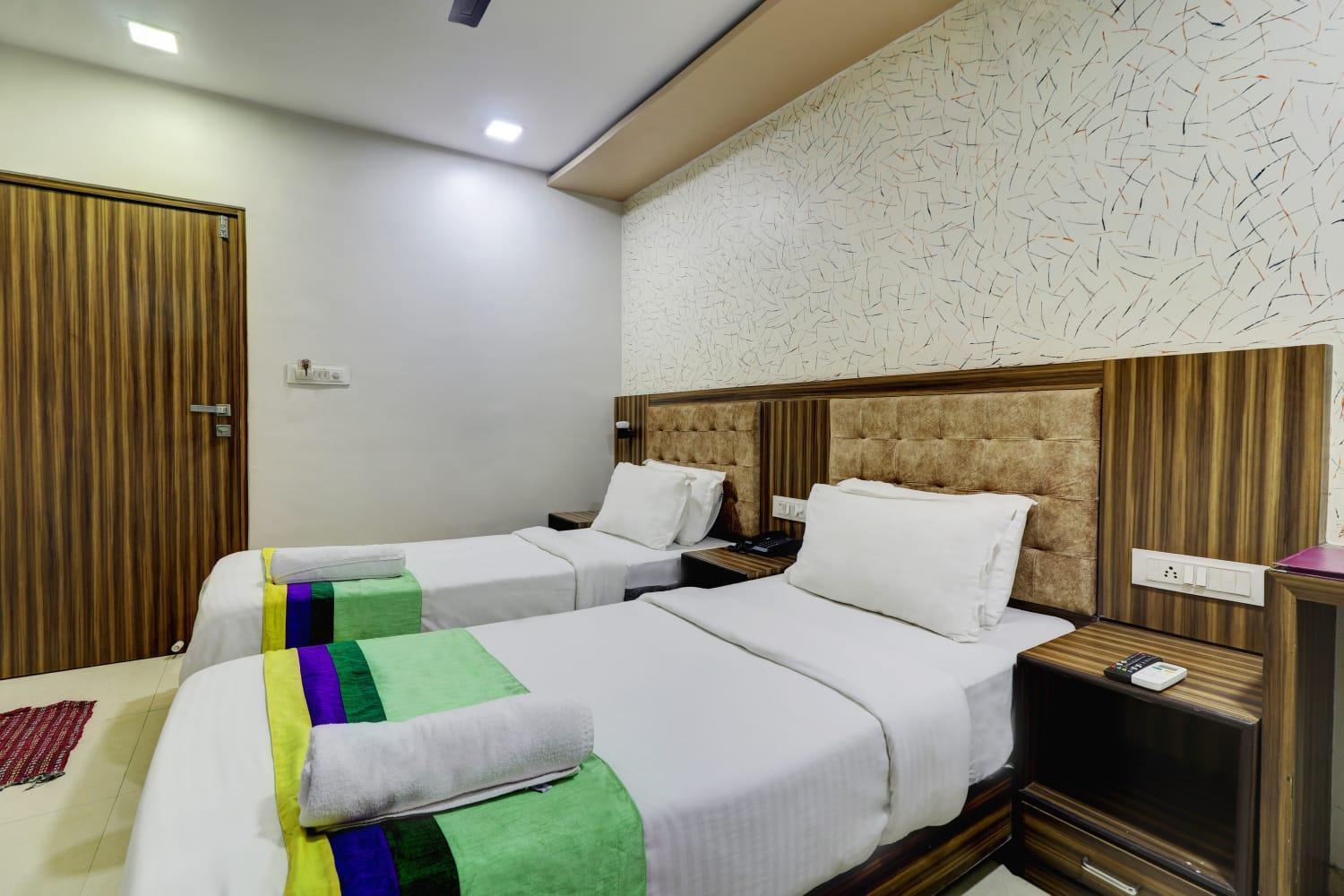 Hotel New Blue Sapphire Residency ムンバイ エクステリア 写真