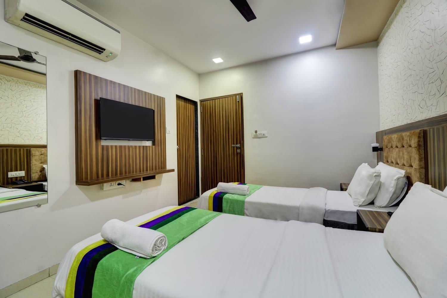 Hotel New Blue Sapphire Residency ムンバイ エクステリア 写真