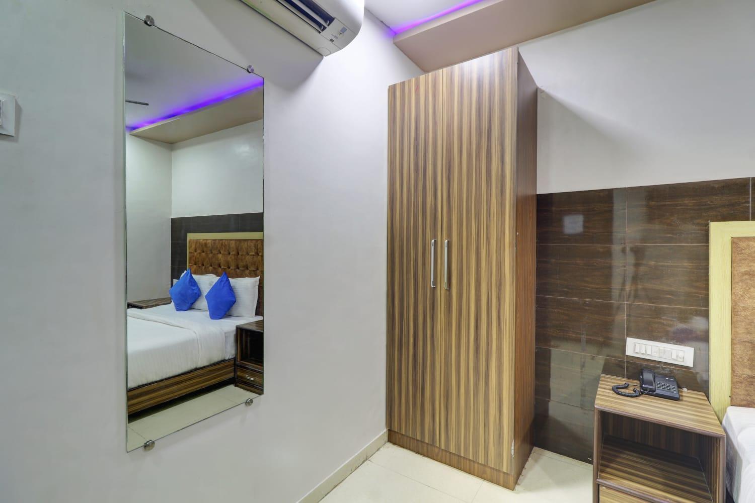 Hotel New Blue Sapphire Residency ムンバイ エクステリア 写真