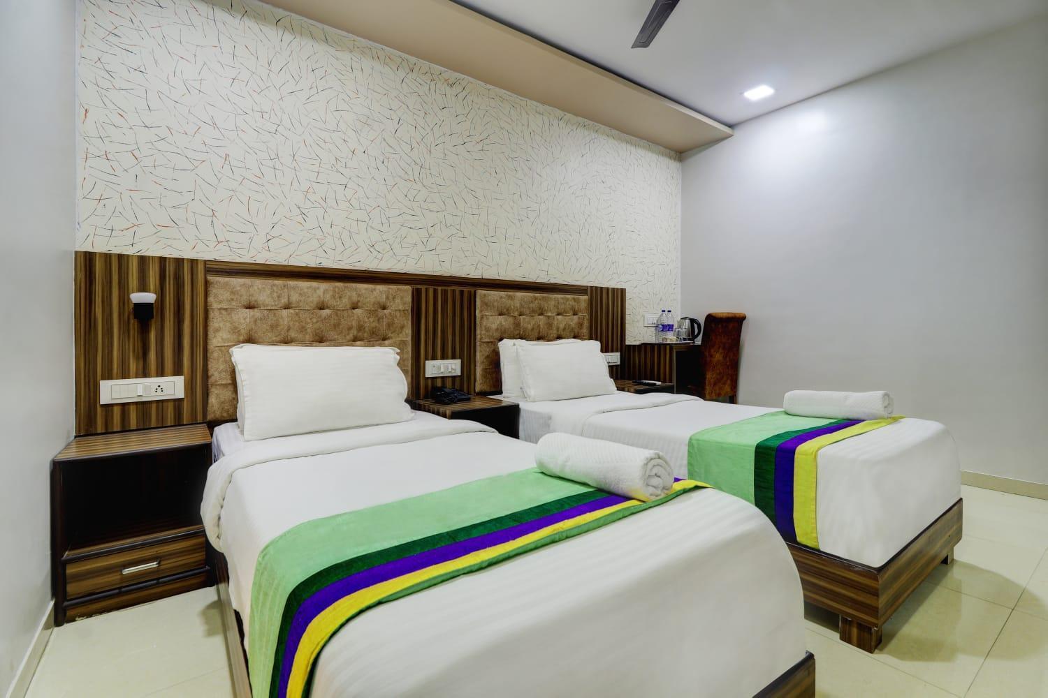 Hotel New Blue Sapphire Residency ムンバイ エクステリア 写真